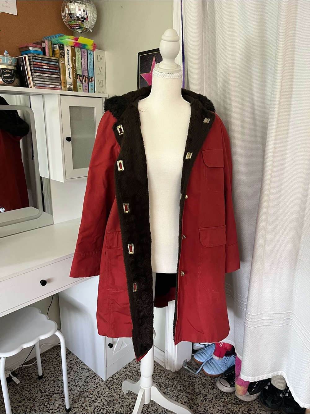 Vintage Forecaster of Boston Red Turn lock Faux Fur Lined Coat
